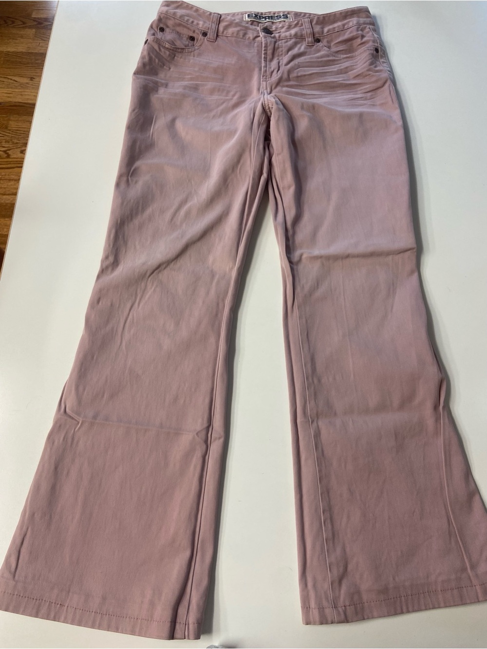 Y2K Express Precision Fit Light Pink Flared Jeans great condition women's size 4